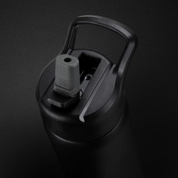 Drink Bottles - Metal - Swiss Peak Stealth Vacuum Bottle - 750ml