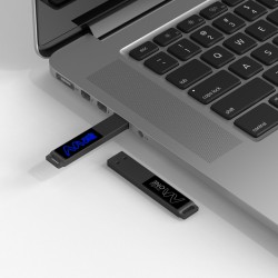 Wired & Bluetooth Headphones - Elders LED Flash Drive 4GB - 64GB (USB2.0)